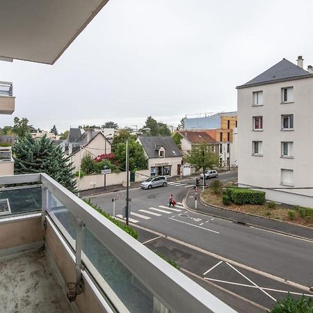 Appartement Beautiful F1 Bis In The Heights Of Tours #Private Parking Extérieur photo